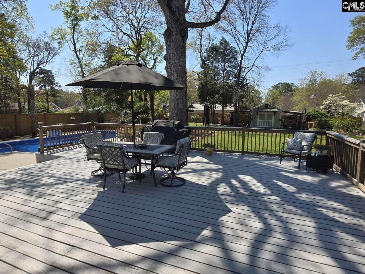 145 Silvercreek Drive  Photo 35