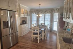 145 Silvercreek Drive  photo 4