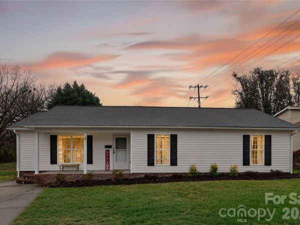 5 S 1st Street , Belmont, NC 28012