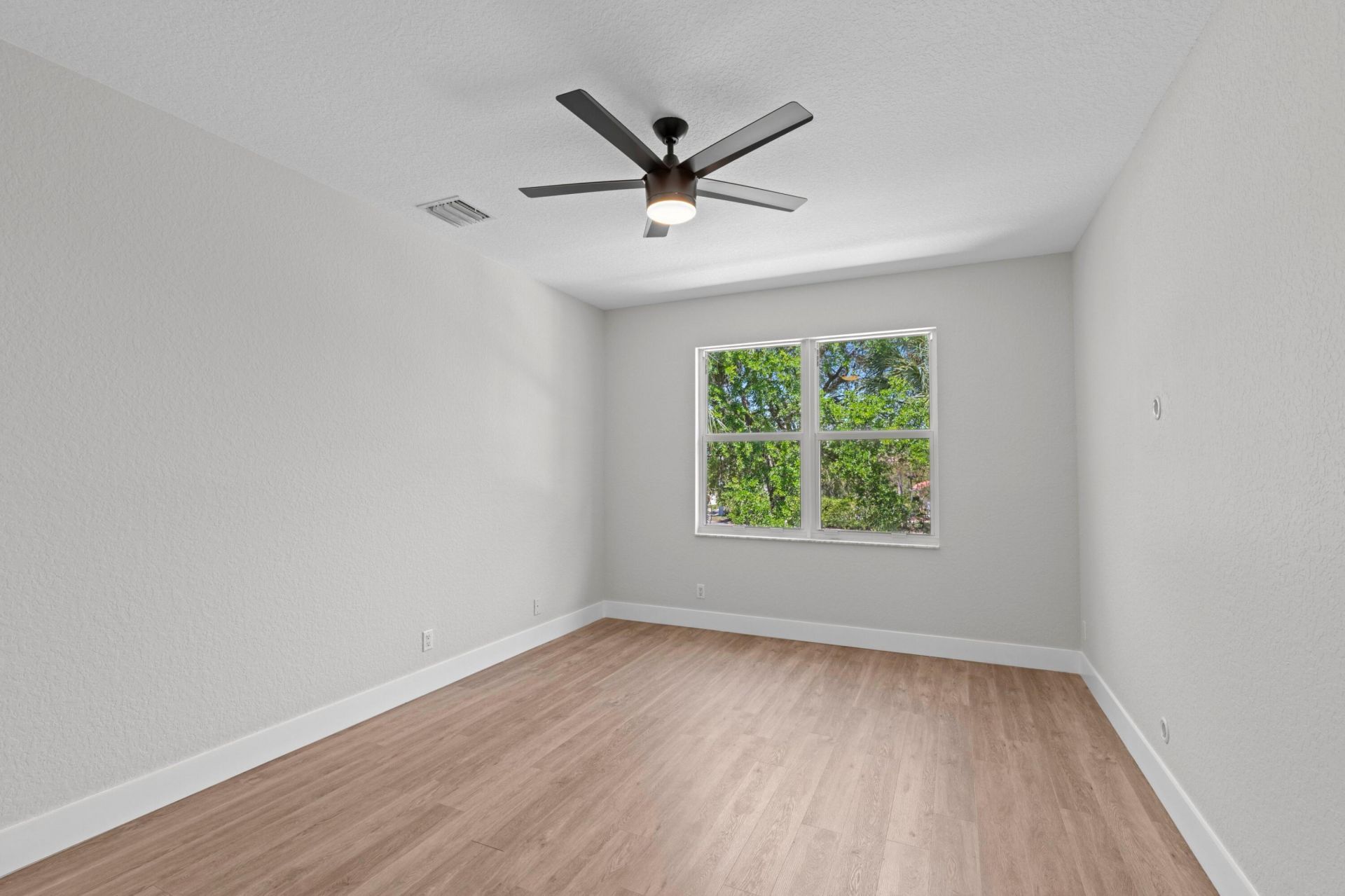 4351 N Magnolia Circle, Delray Beach, FL 33445 Photo