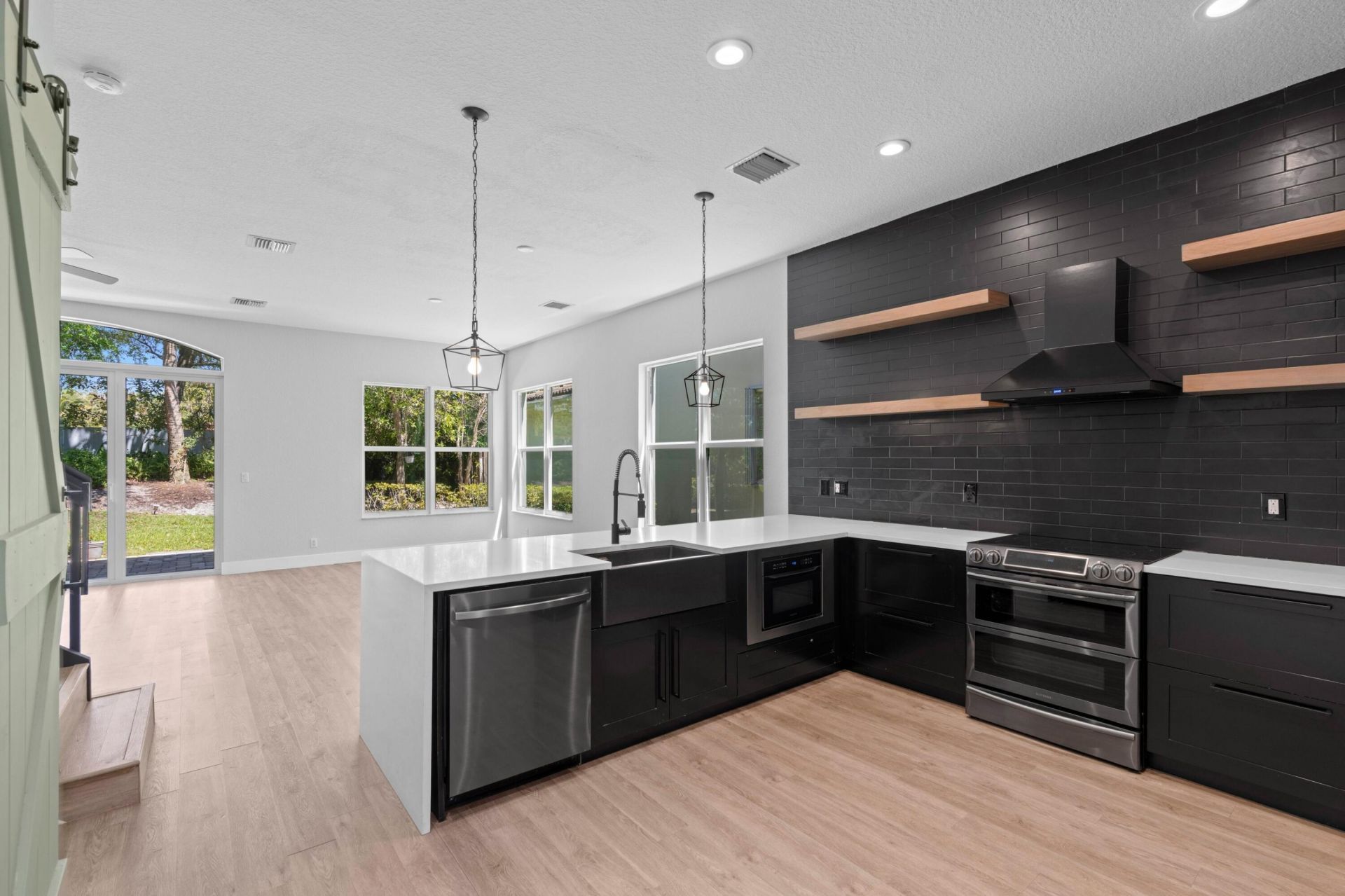 4351 N Magnolia Circle, Delray Beach, FL 33445 Photo