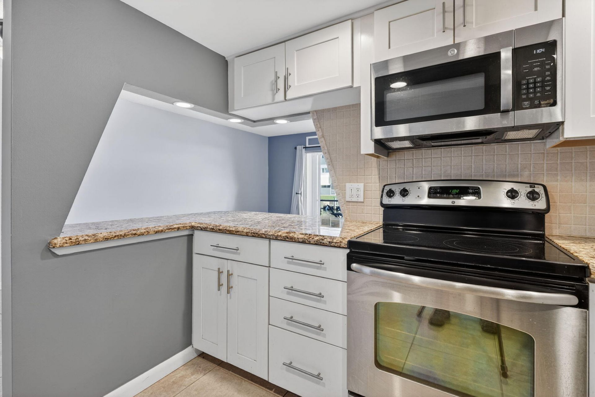 121 Wettaw Lane, Unit 112, North Palm Beach, FL 33408 Photo