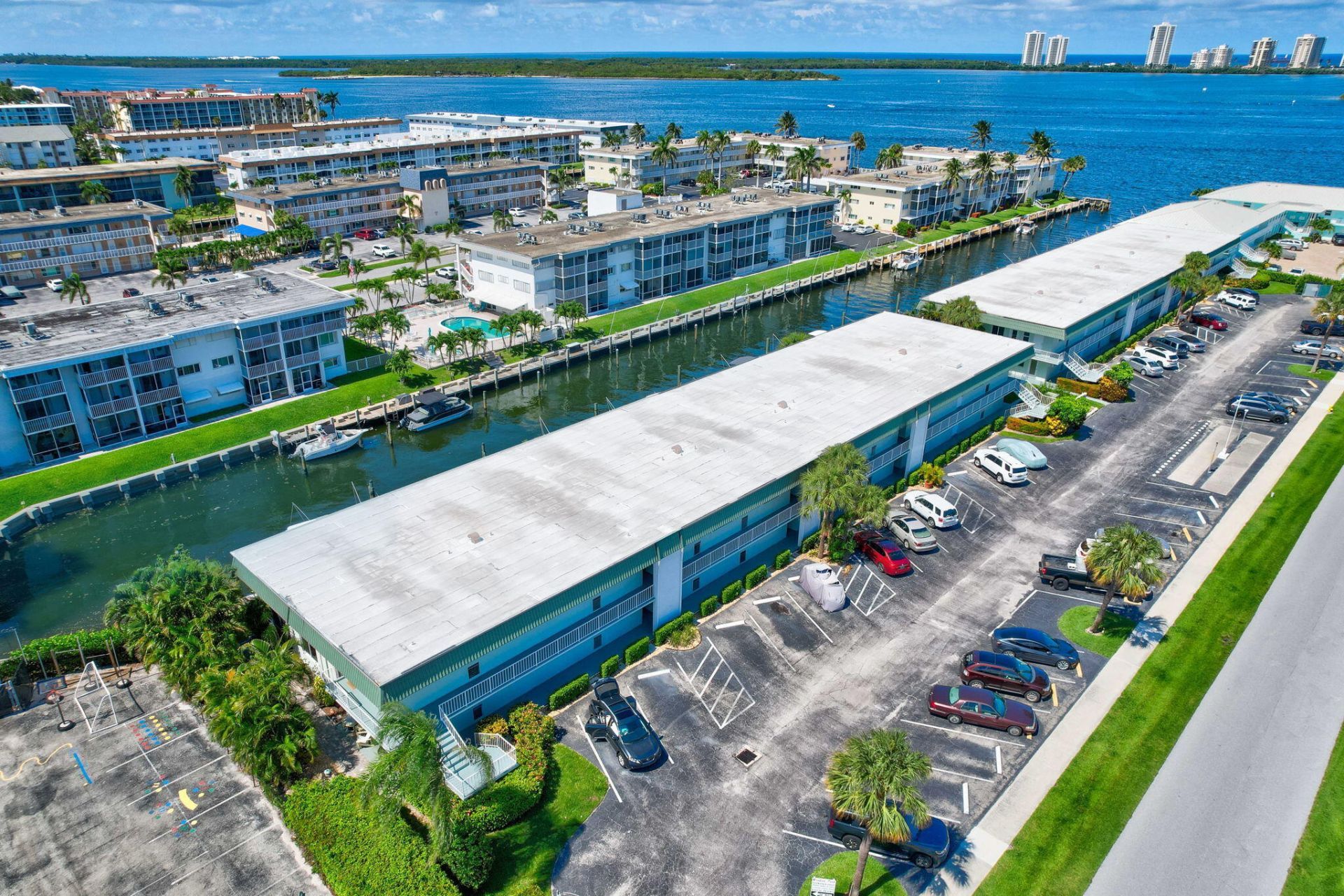 121 Wettaw Lane, Unit 112, North Palm Beach, FL 33408 Photo