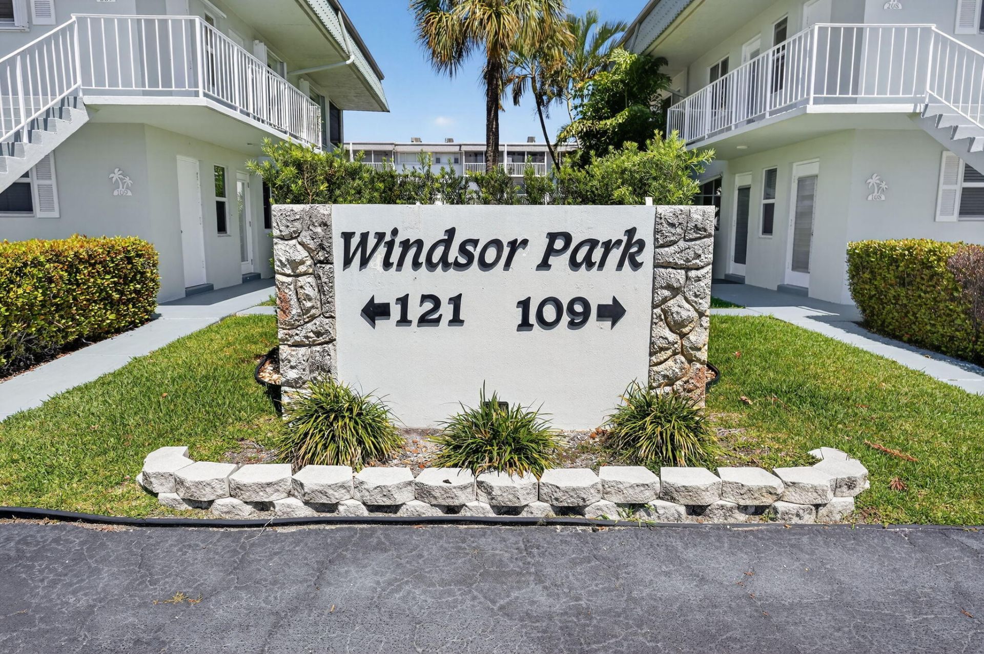 121 Wettaw Lane, Unit 112, North Palm Beach, FL 33408 Photo