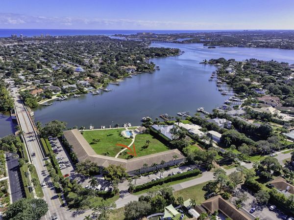 478 Tequesta Drive, Unit 205, Tequesta, FL 33469