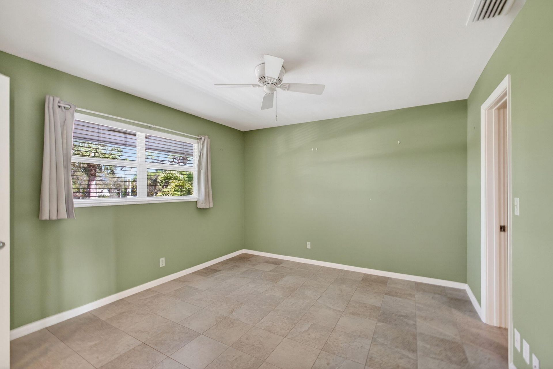 478 Tequesta Drive, Unit 205, Tequesta, FL 33469 Photo
