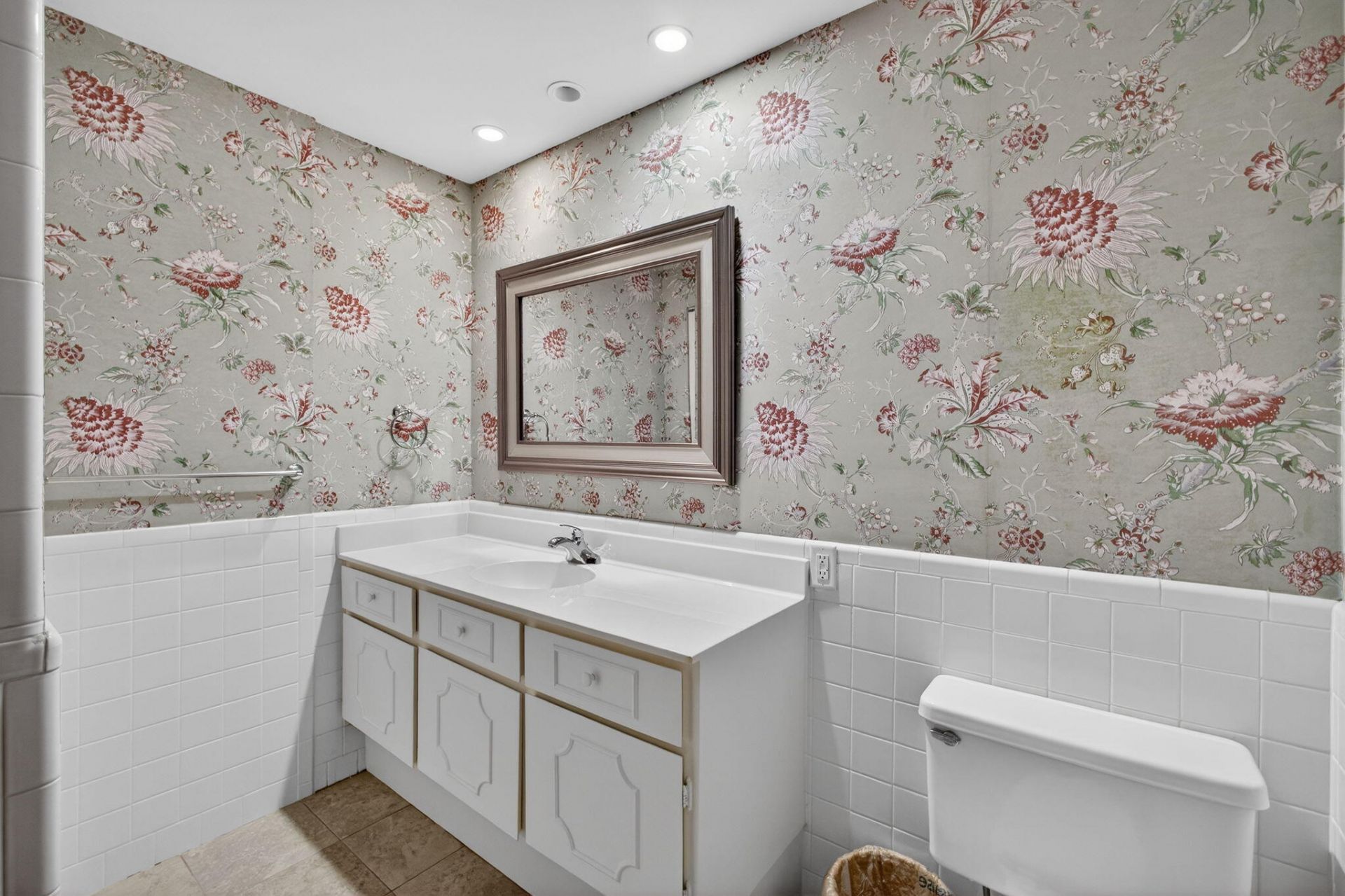 478 Tequesta Drive, Unit 205, Tequesta, FL 33469 Photo