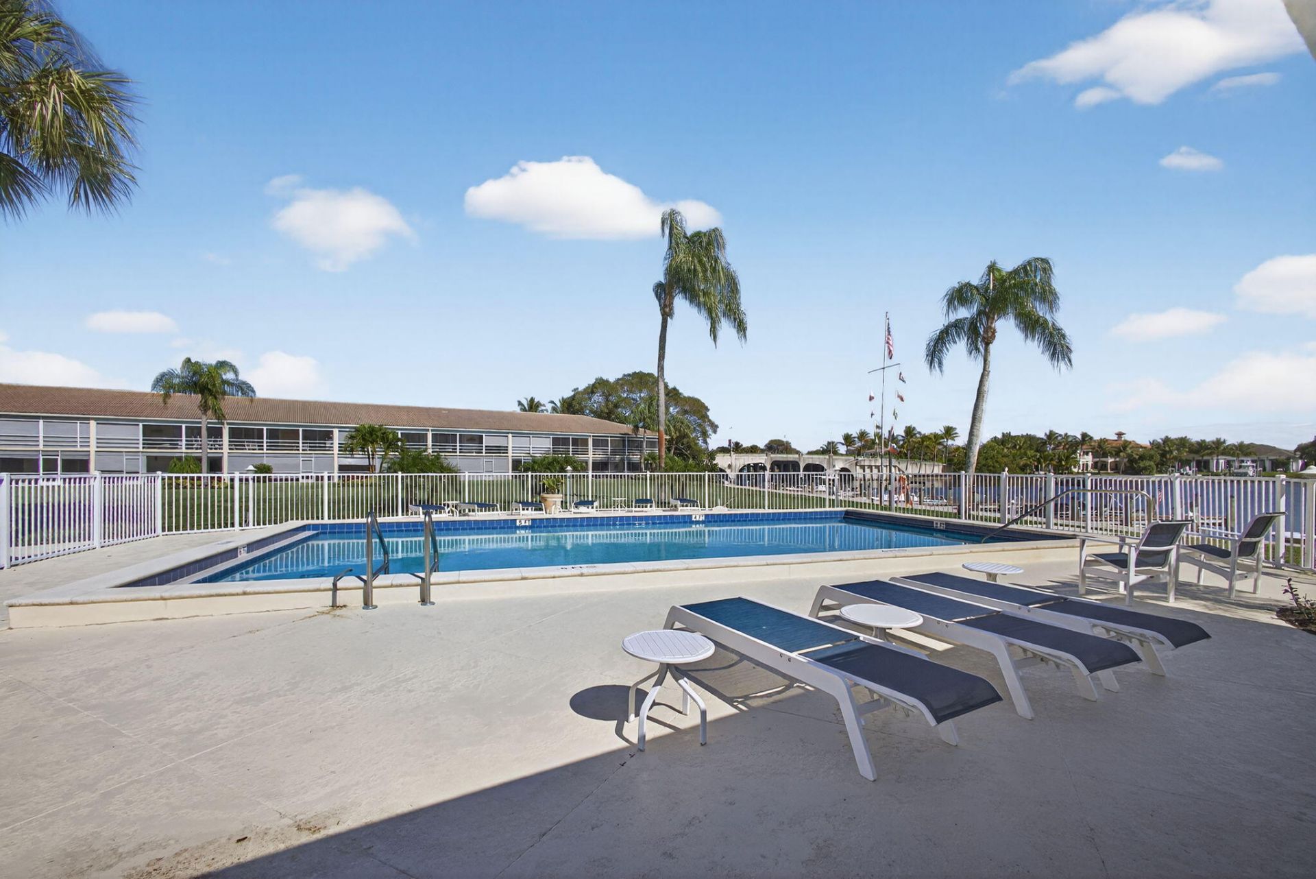 478 Tequesta Drive, Unit 205, Tequesta, FL 33469 Photo