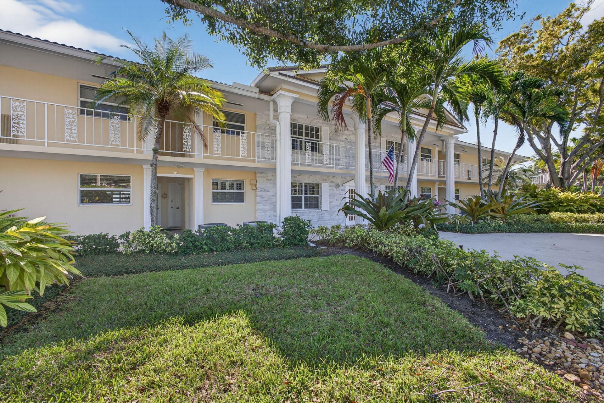 478 Tequesta Drive, Unit 205, Tequesta, FL 33469 Photo