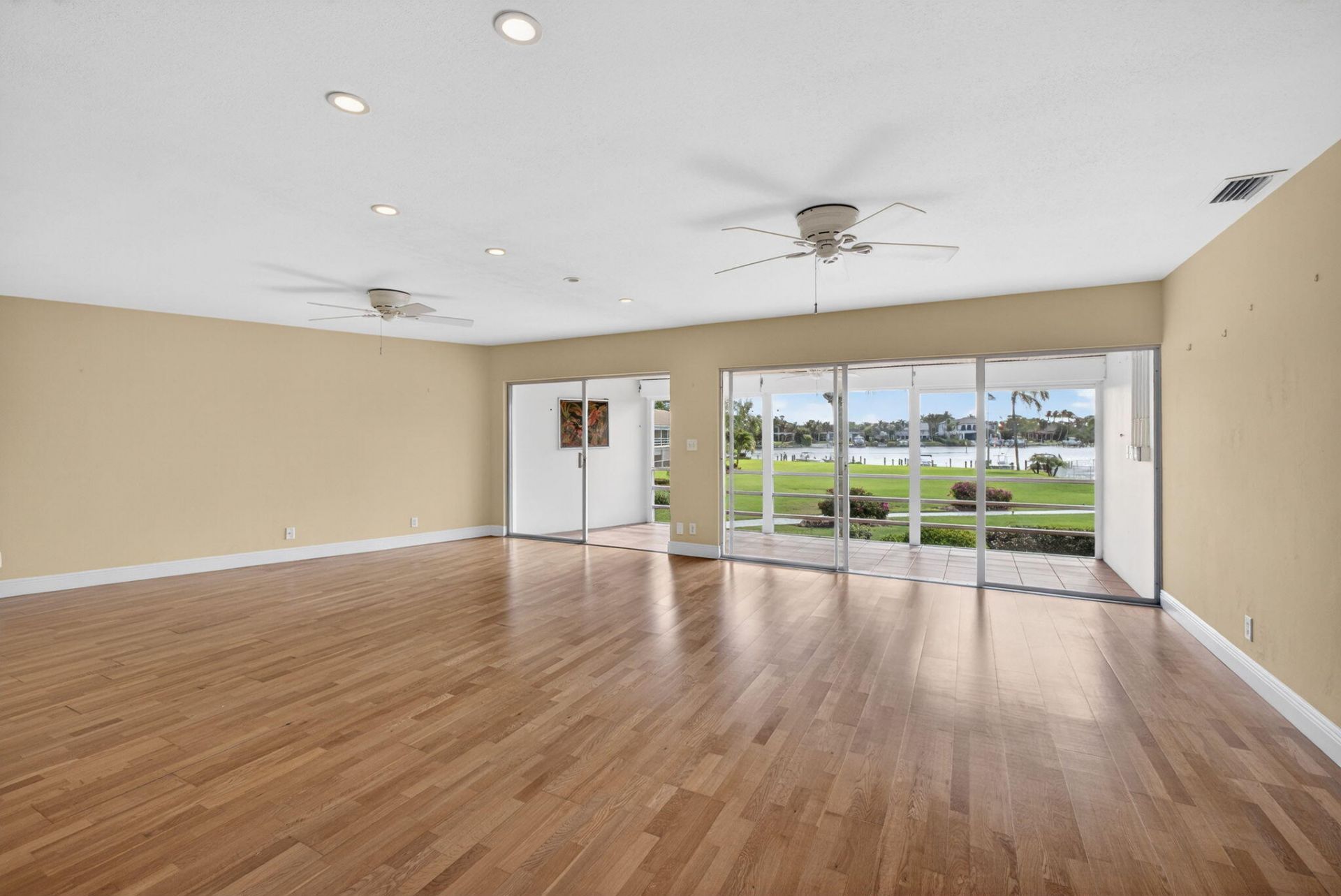 478 Tequesta Drive, Unit 205, Tequesta, FL 33469 Photo