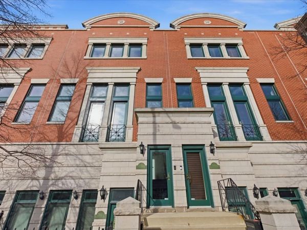 2017 N LINCOLN Avenue, Unit H, Chicago, IL 60614