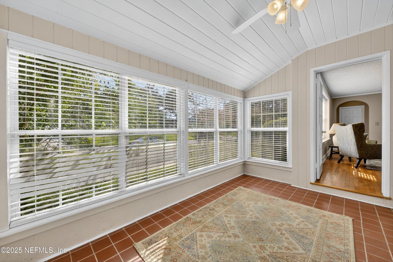 1425 Pinetree Road, Jacksonville, FL 32207 Photo