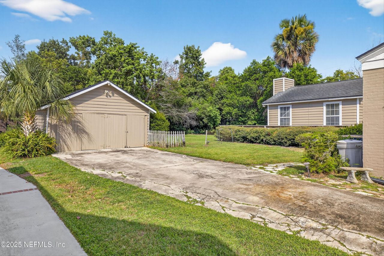 1425 Pinetree Road, Jacksonville, FL 32207 Photo