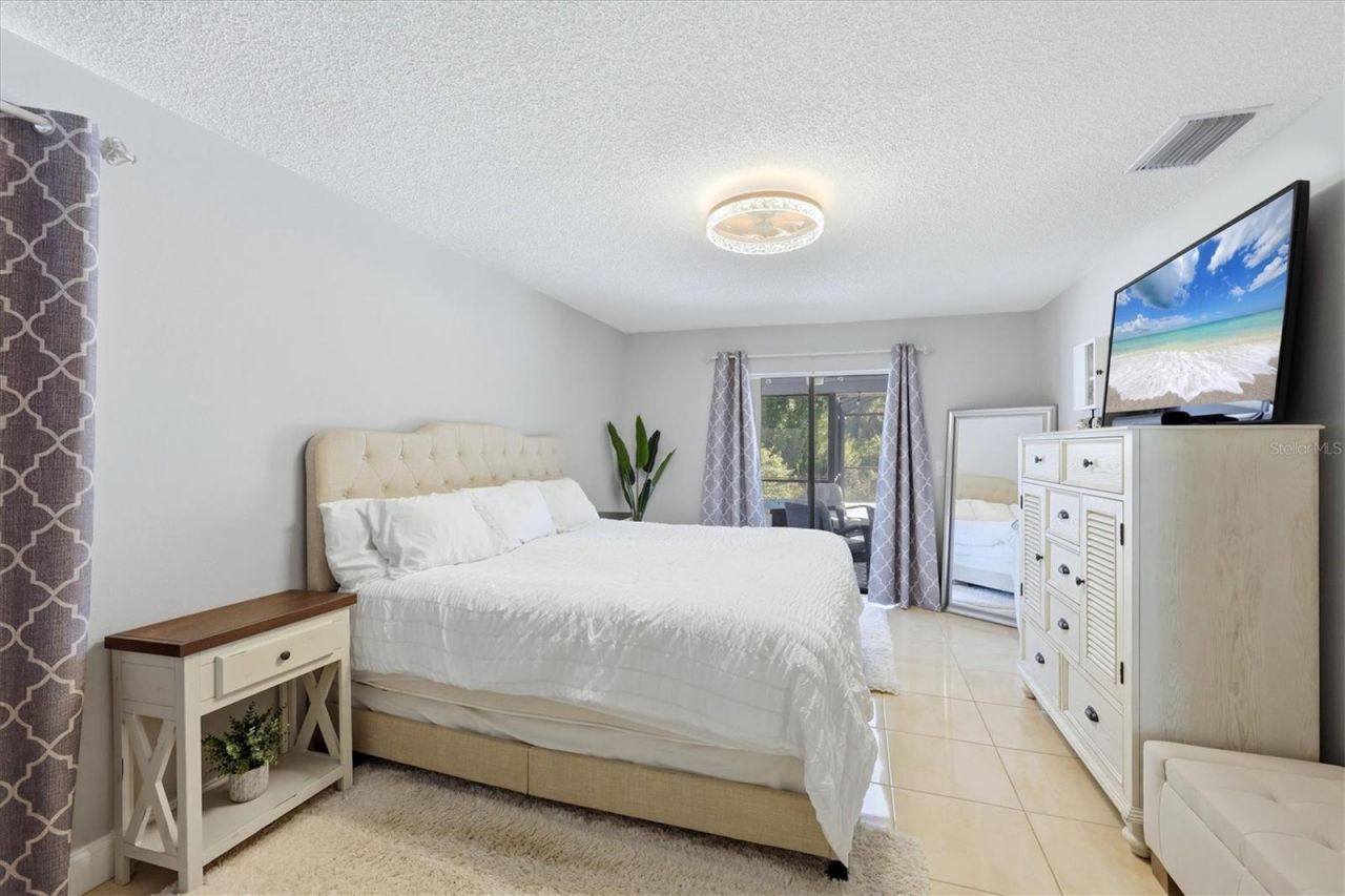 8421 Country Park Way, Sarasota, FL 34243 Photo