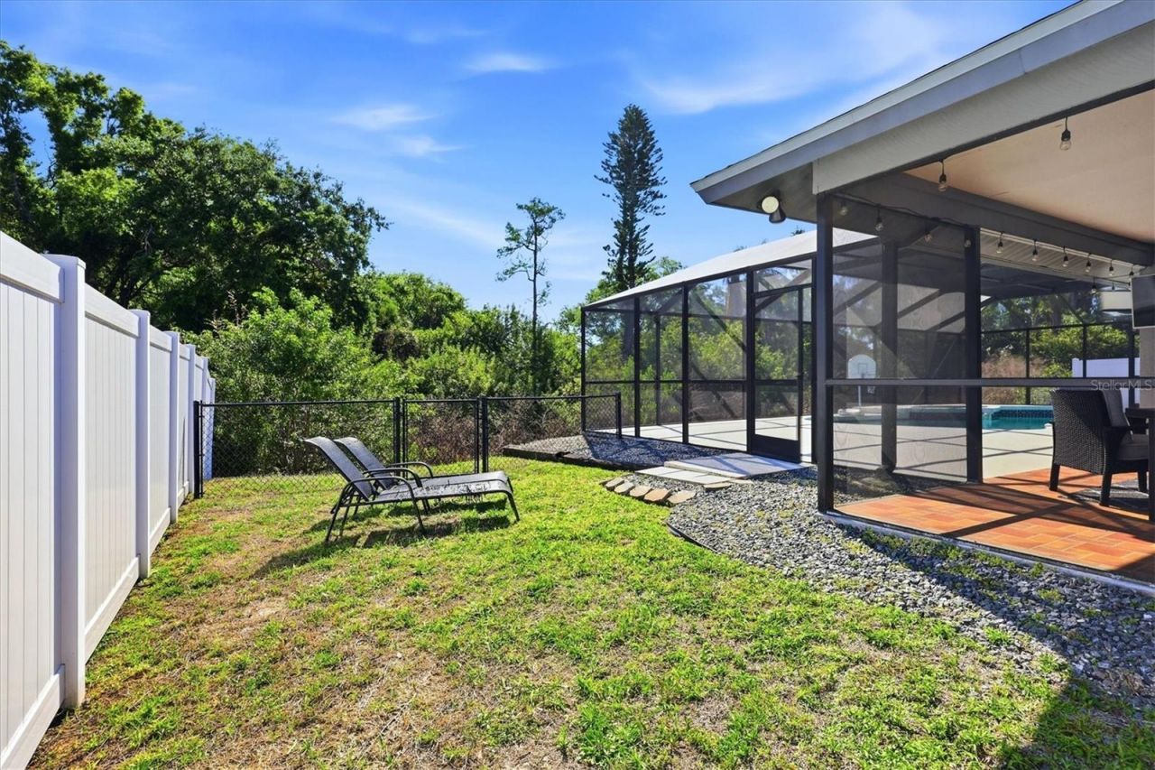 8421 Country Park Way, Sarasota, FL 34243 Photo