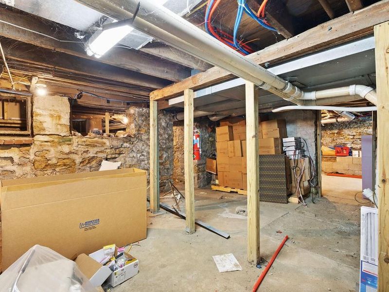 158 N High Street, Gahanna, OH 43230 Photo 29