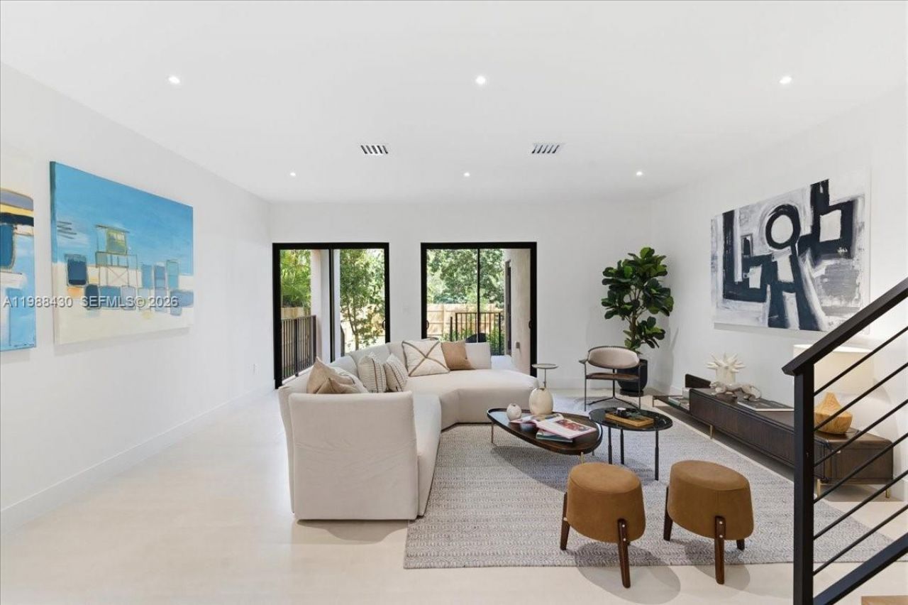 2925 SW 36th Ave , Miami, FL 33133 Photo