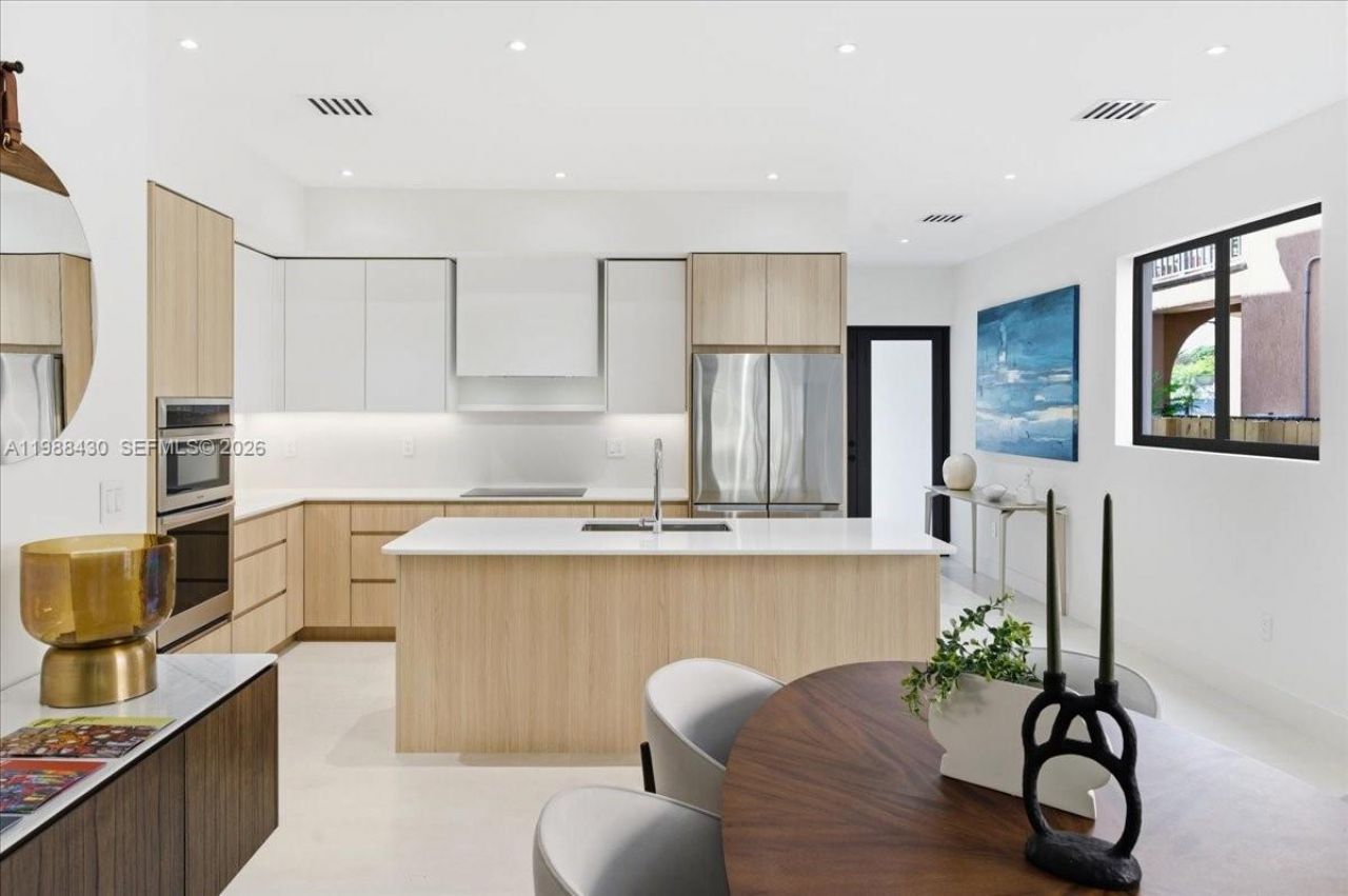 2925 SW 36th Ave , Miami, FL 33133 Photo