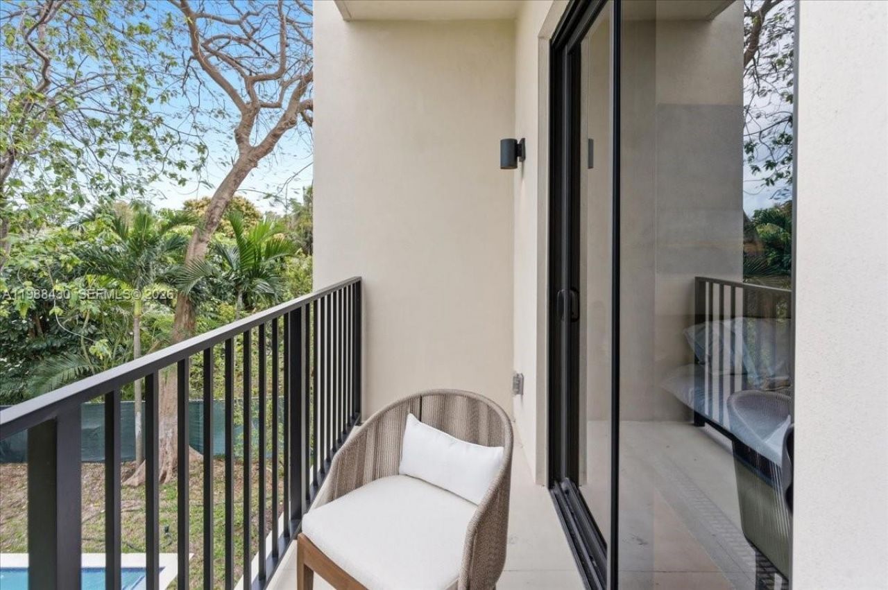 2925 SW 36th Ave , Miami, FL 33133 Photo