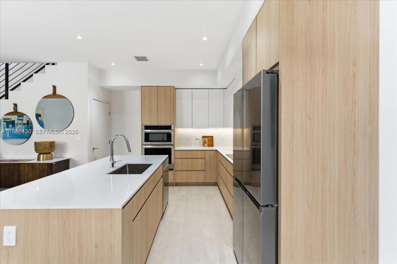 2925 SW 36th Ave , Miami, FL 33133 Photo