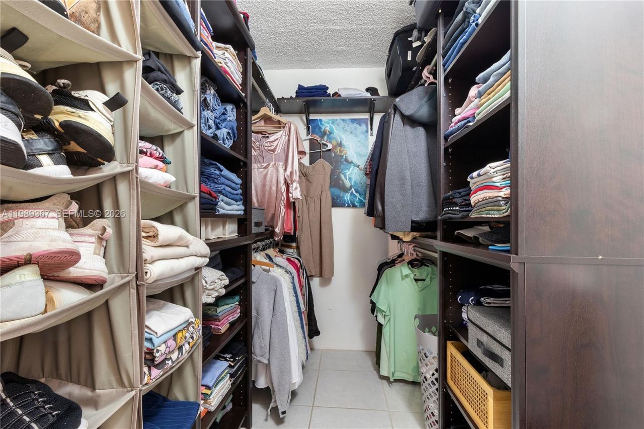 6855 W Broward Blvd , Unit 201, Plantation, FL 33317 Photo