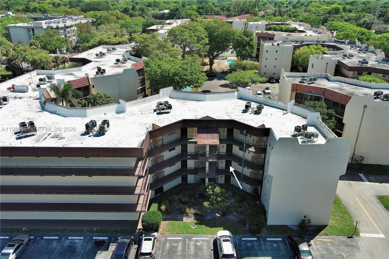 6855 W Broward Blvd , Unit 201, Plantation, FL 33317 Photo