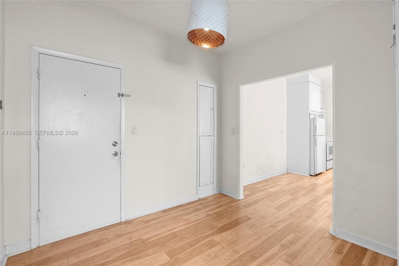 1211 Pennsylvania Ave, Unit E1, Miami Beach, FL 33139 Photo