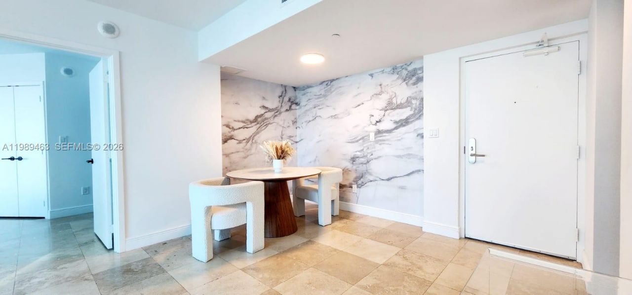 6801 Collins Ave, Unit LPH05, Miami Beach, FL 33141 Photo