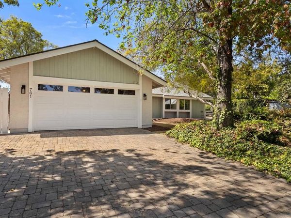 761 Rocking Horse Rd, Vista, CA 92081