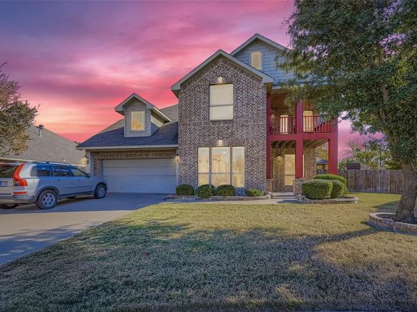 205 Lorient Drive, Mansfield, TX 76063