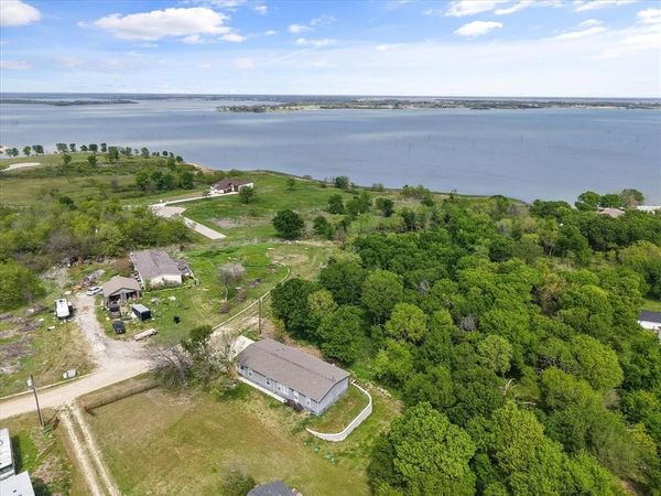 136 SE County Road 3048 , Corsicana, TX 75109