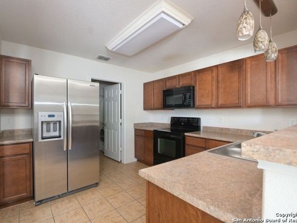 3727 Fringe Breeze, San Antonio, TX 78261
