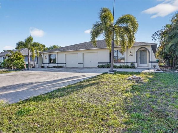 1413/1415 SE 23rd PL, CAPE CORAL, FL 33990