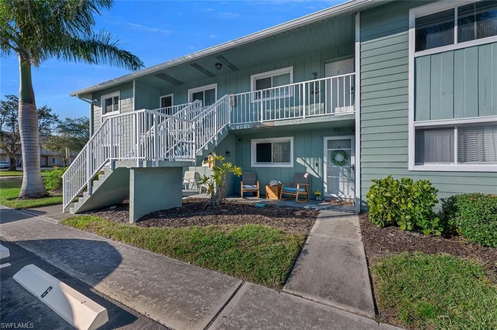154 Cypress Way E, Unit 1102, Naples, FL 34110 Photo