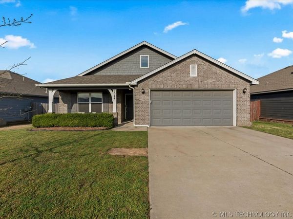 9044 S 254th East Avenue , Broken Arrow, OK 74014