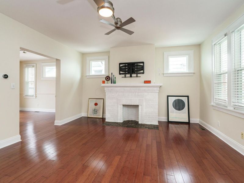 402 Southwood Avenue, Columbus, OH 43207 Photo 4