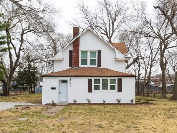 315 Osage Street, Buckner, MO 64016