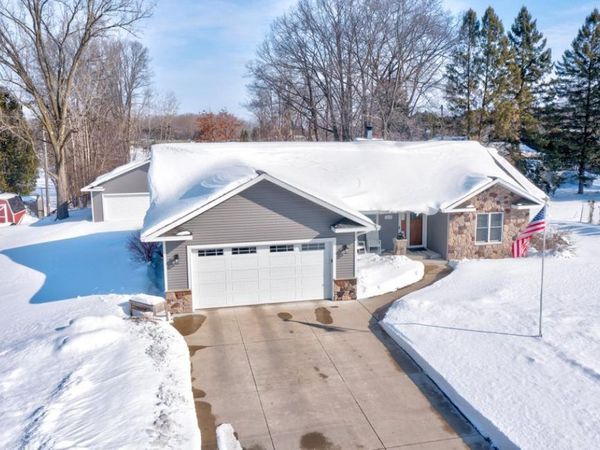 3810 IRVING STREET, Marinette, WI 54143