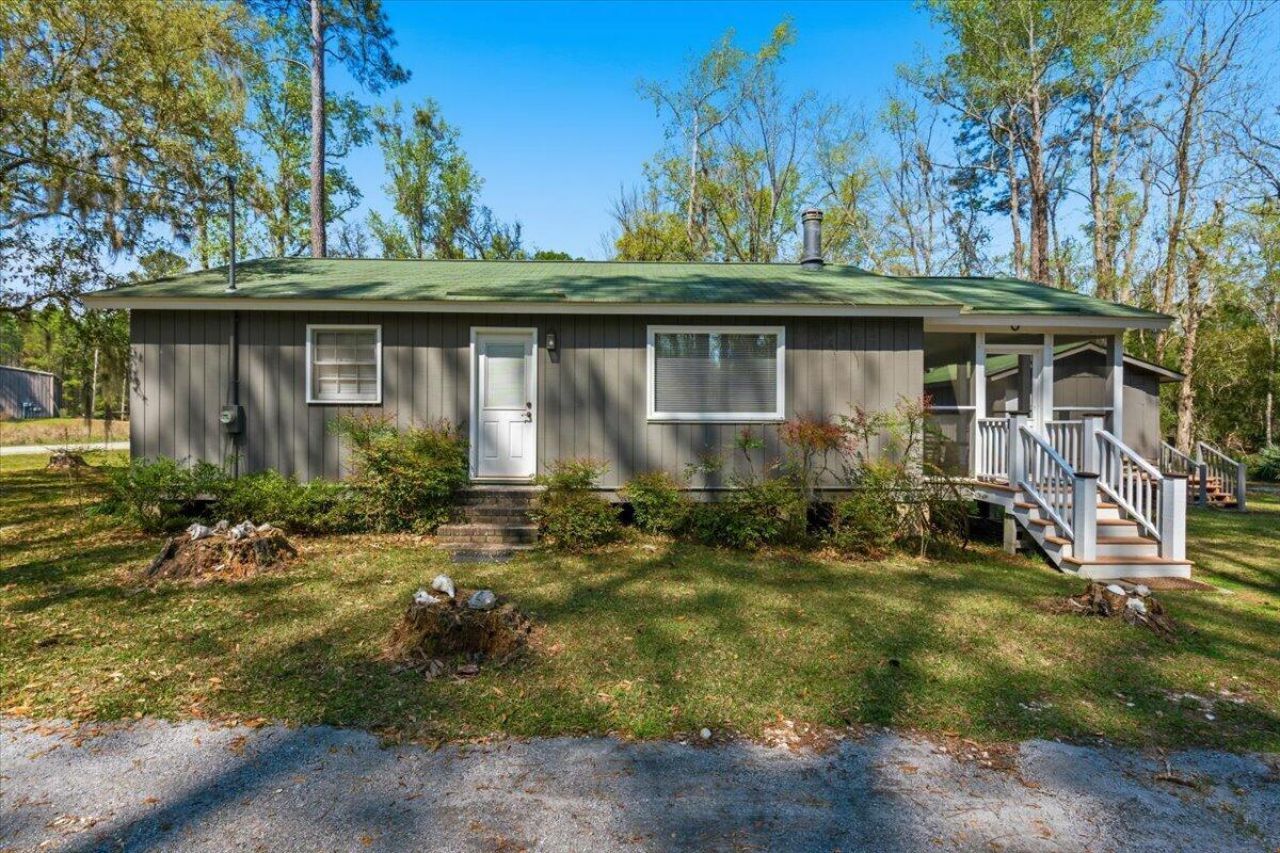 158 Crumley Road Photo 3