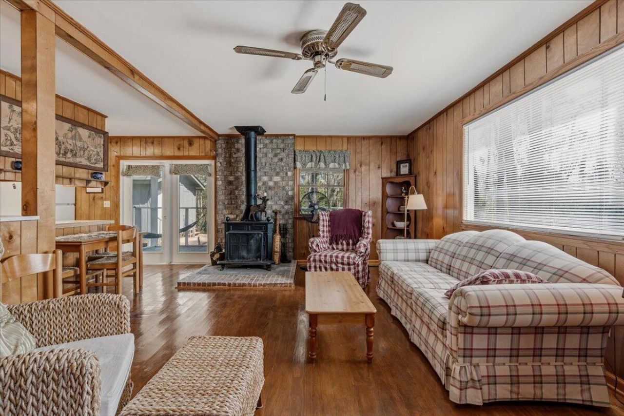 158 Crumley Road Photo 30