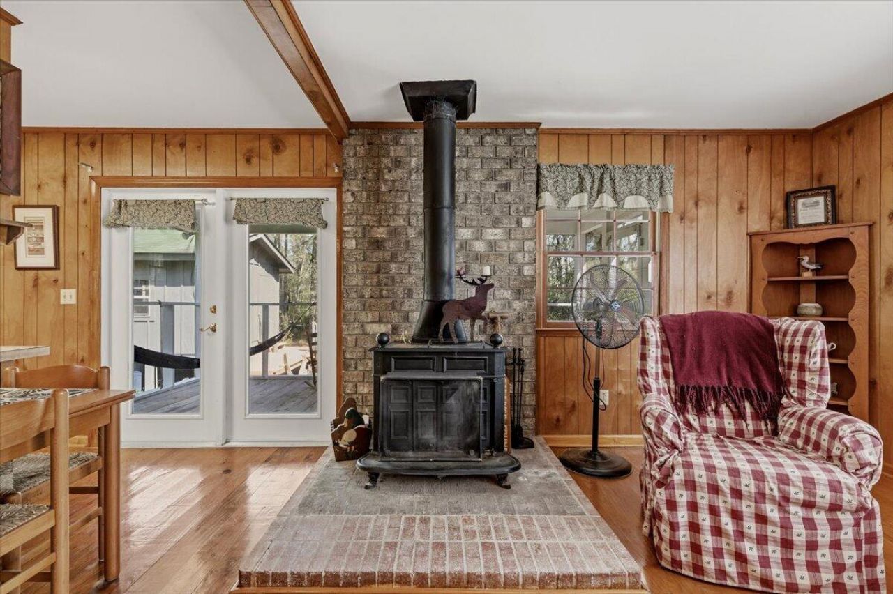 158 Crumley Road Photo 33