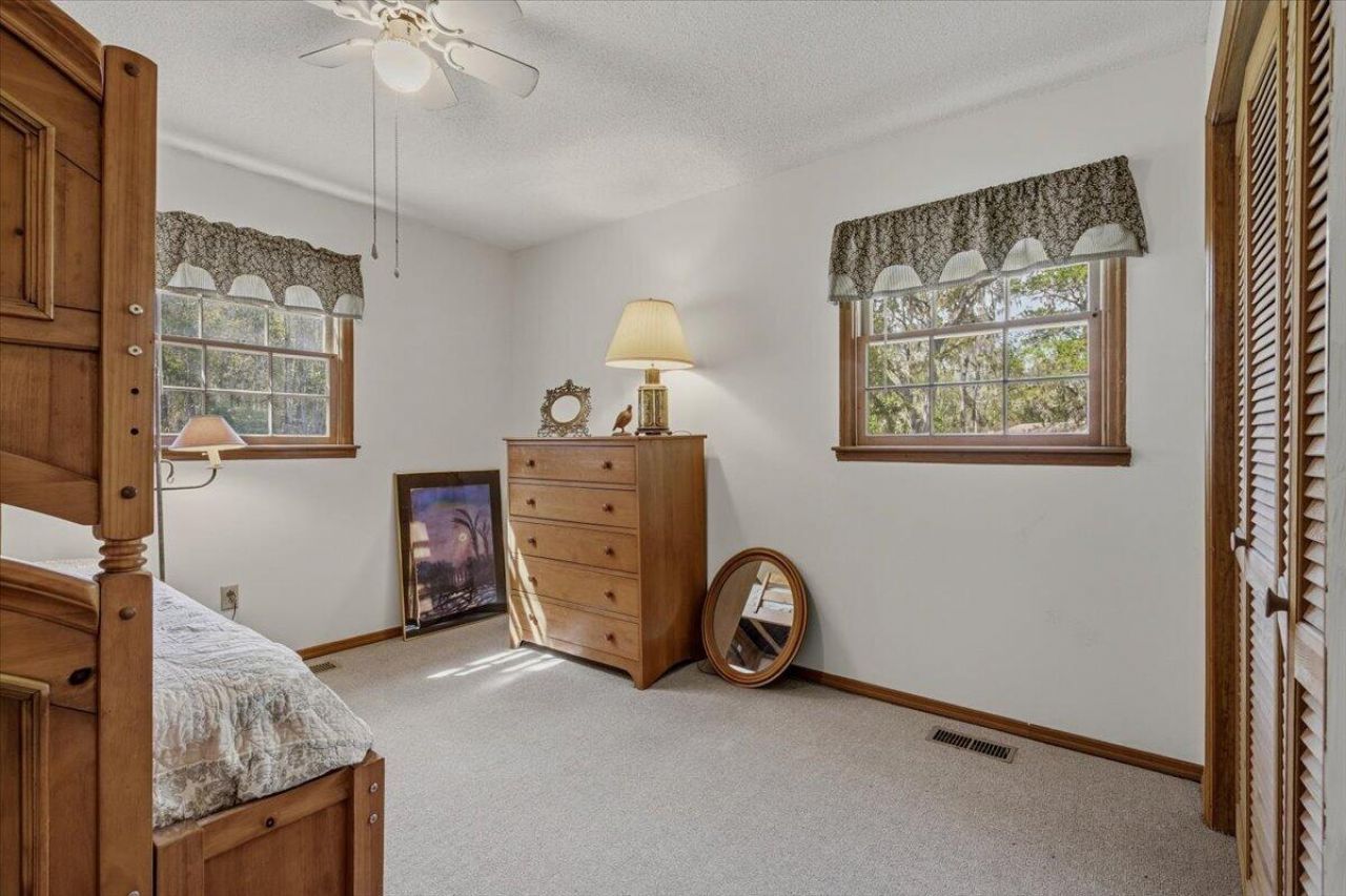 158 Crumley Road Photo 43