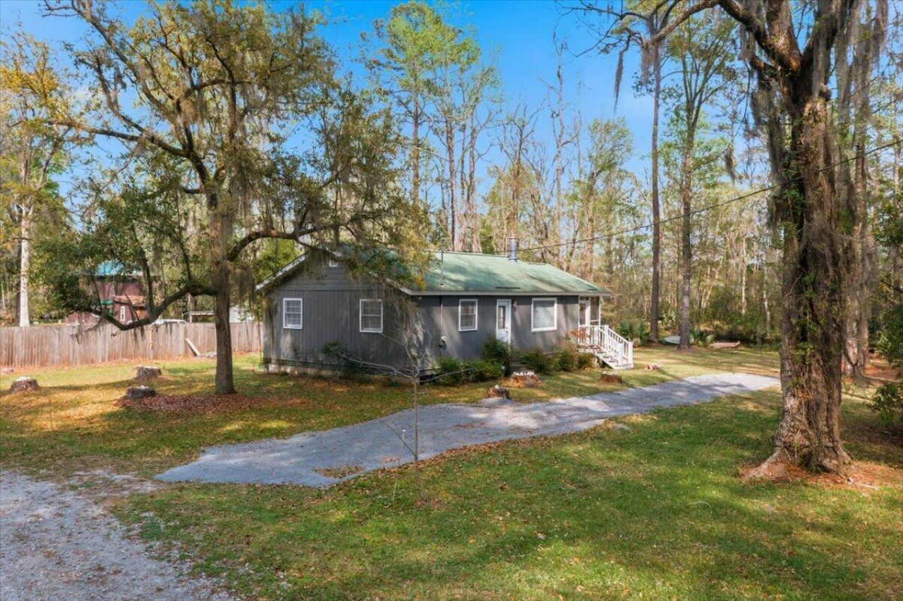 158 Crumley Road Photo 8