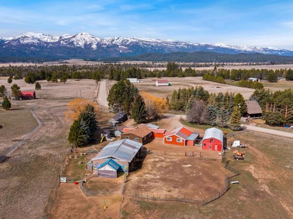 37 Pine Cone Lane, Cascade, ID 83611