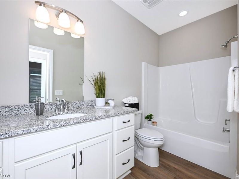 2080 Hawthorn Court, Green, OH 44720 Photo 28