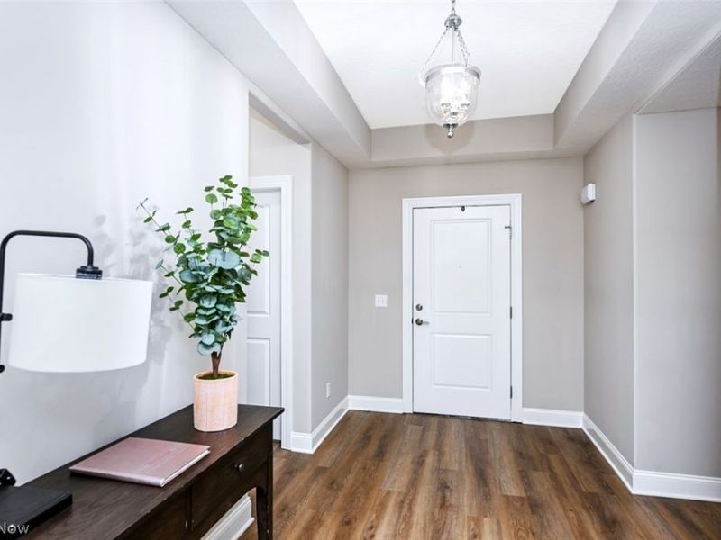 2080 Hawthorn Court, Green, OH 44720 Photo 6