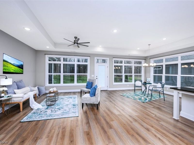 2080 Hawthorn Court, Green, OH 44720 Photo 8