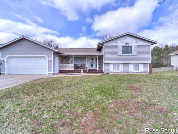 3759 W Fuller Drive, Muskegon, MI 49444