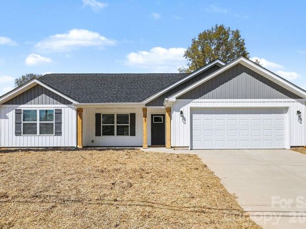 137 Eddleman Road , Kannapolis, NC 28083