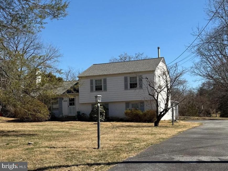 20909 Brooke Knolls Road , Gaithersburg, MD 20882 Main Photo